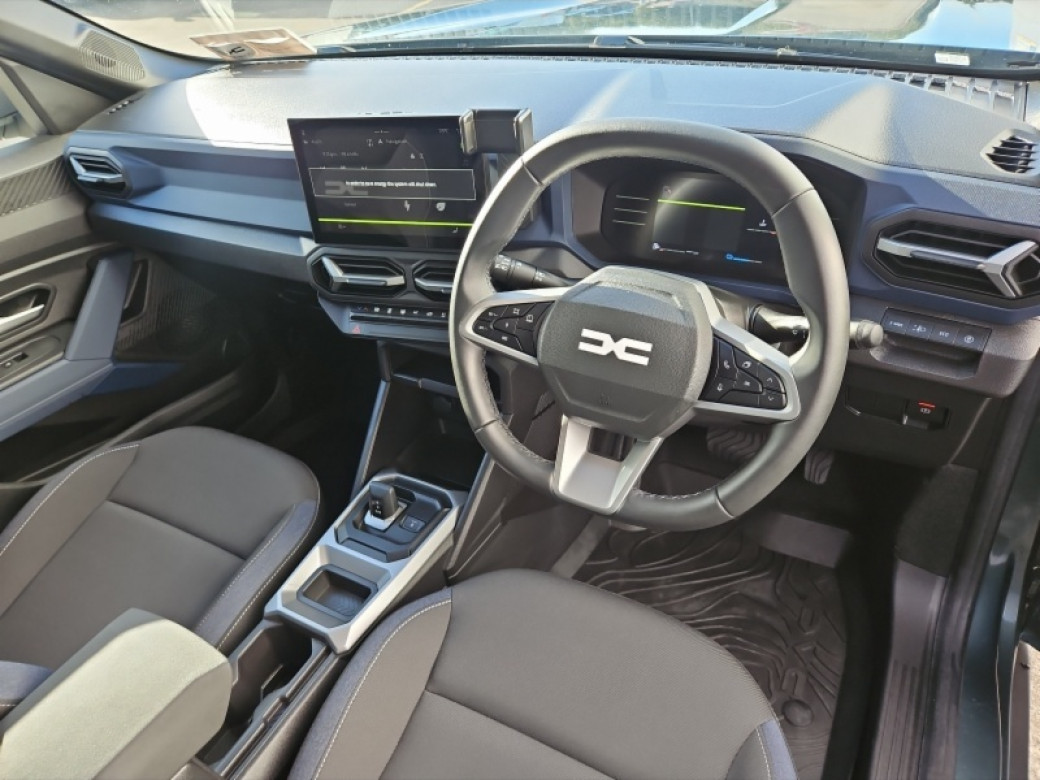 2025 Dacia Duster