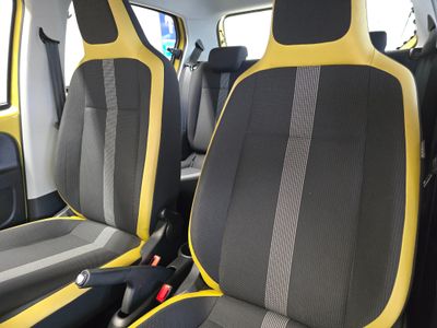 2017 Volkswagen up!