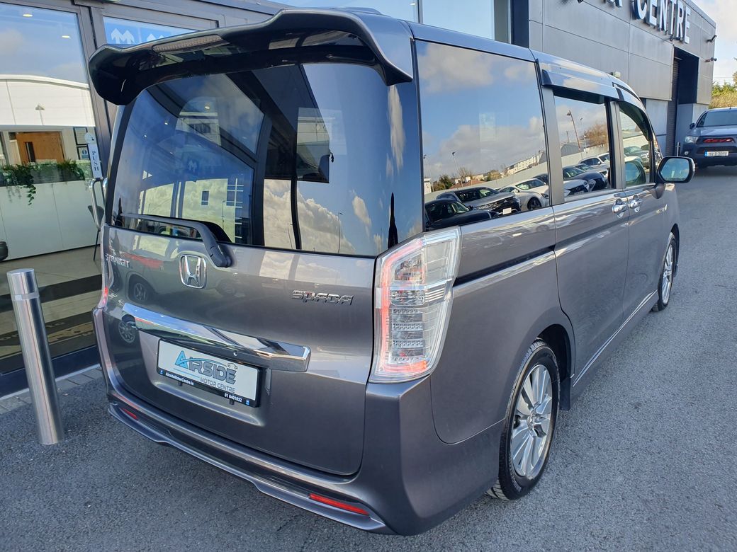 2015 Honda Stepwagon