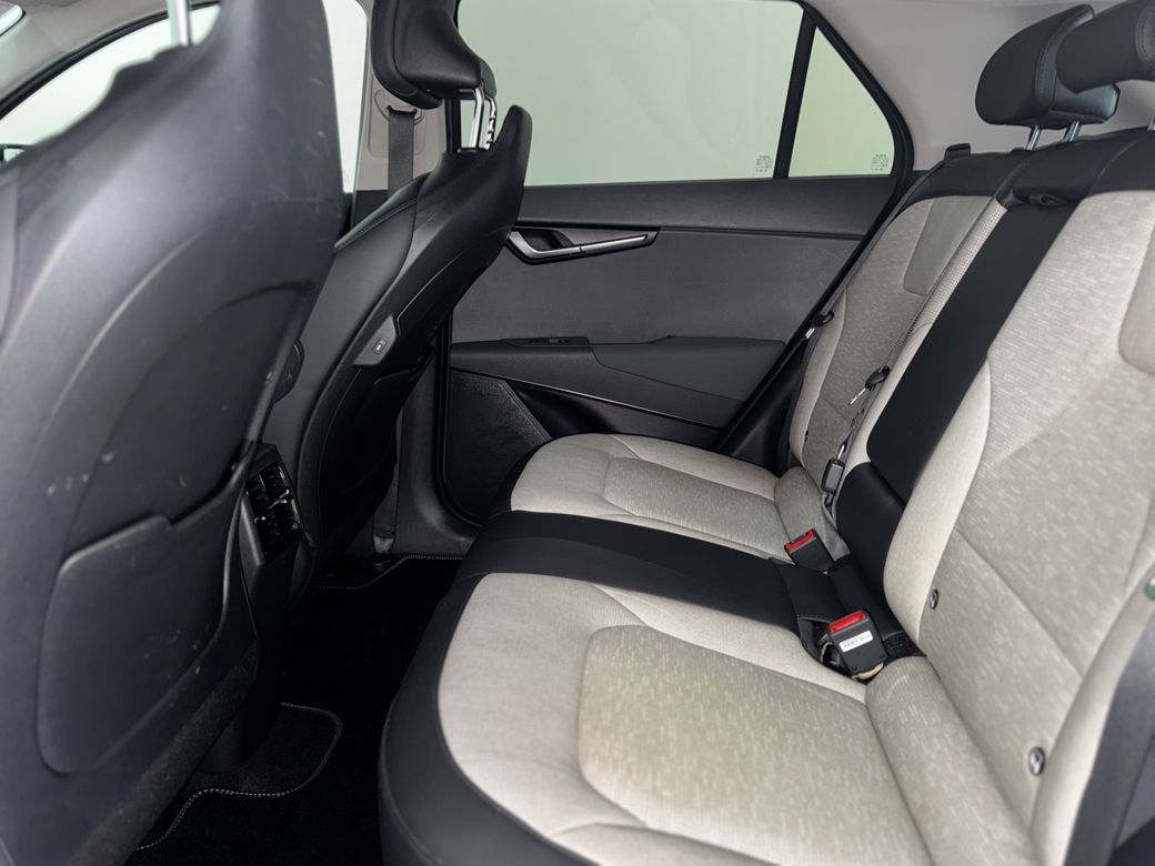 2023 Kia Niro