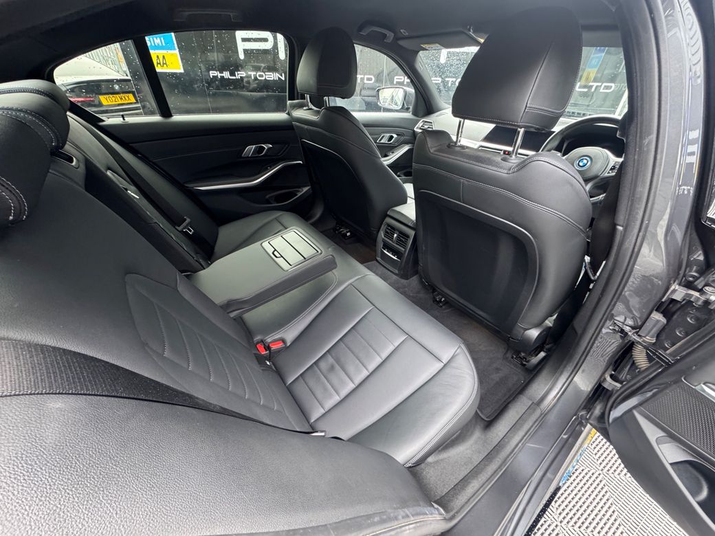 2021 BMW 3 Series