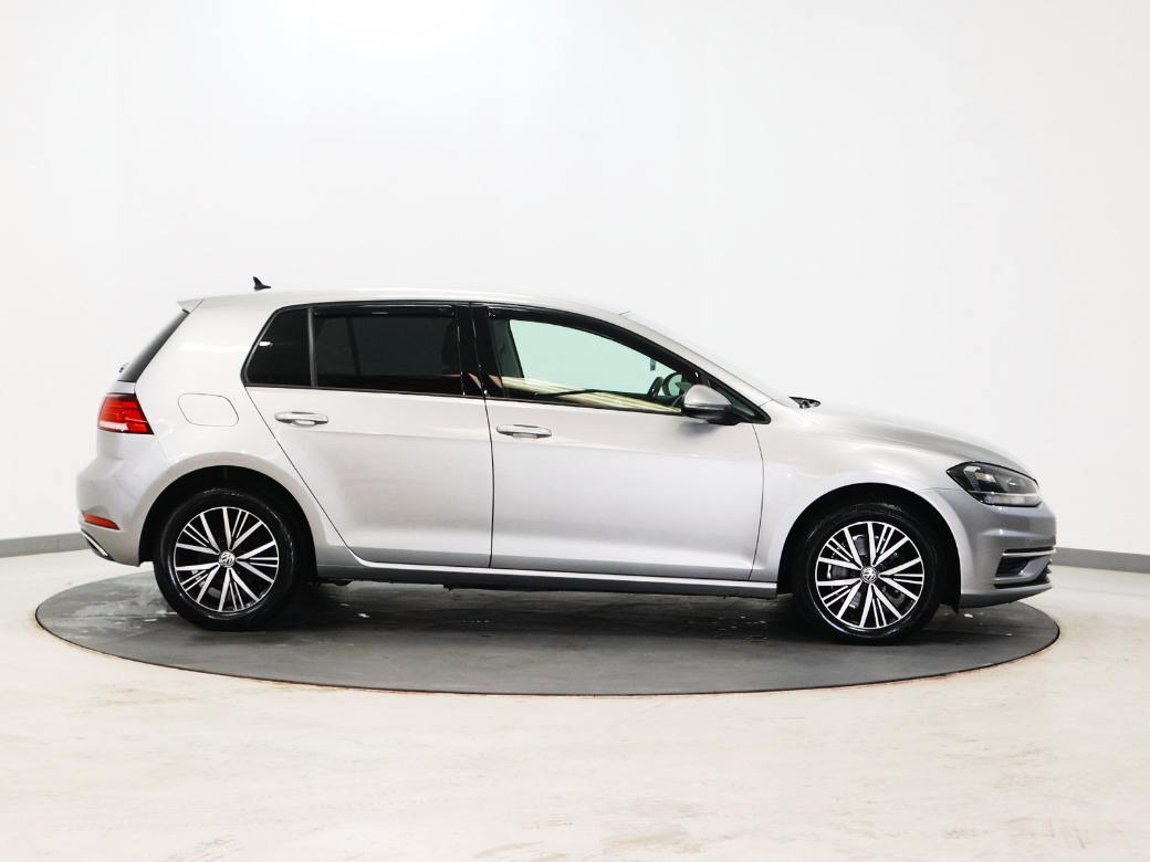2019 Volkswagen Golf