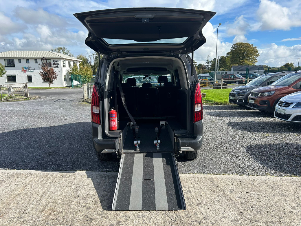 2021 Peugeot Rifter