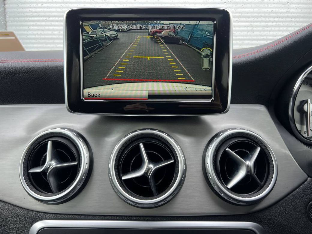 2015 Mercedes-Benz GLA Class