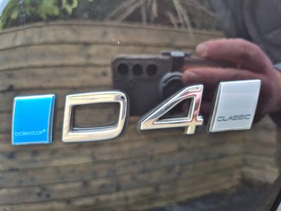 2017 Volvo V60 Cross Country