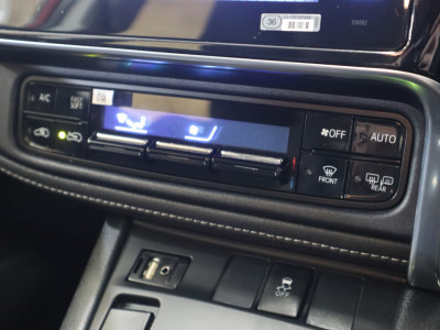 2016 Toyota Auris