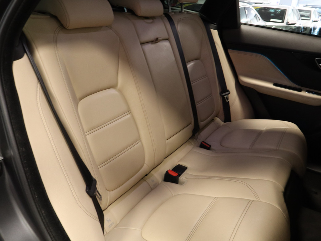 2019 Jaguar F-Pace