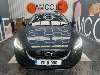 2017 Volvo V40