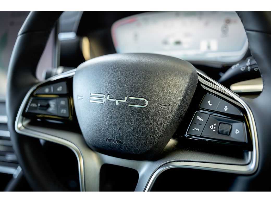 2025 BYD Seal U