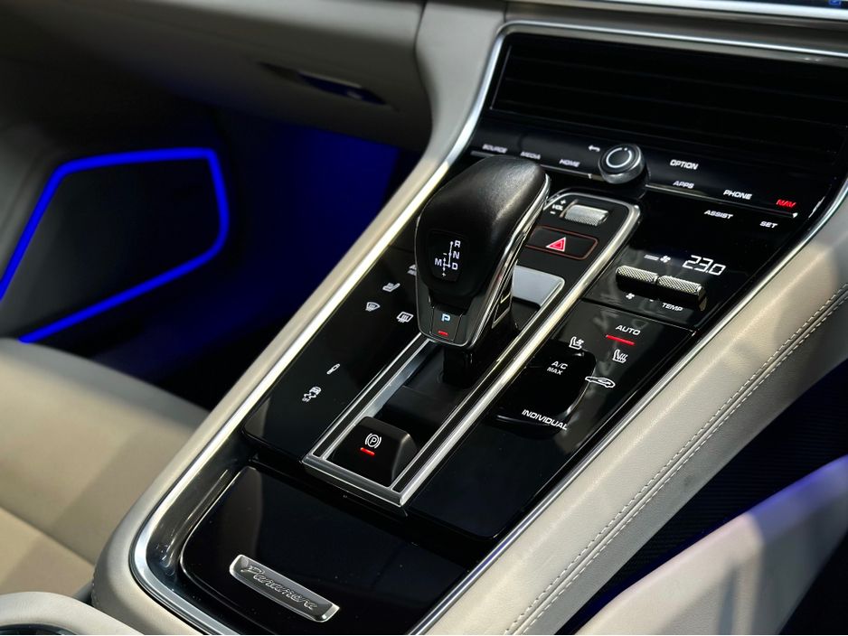 2023 Porsche Panamera