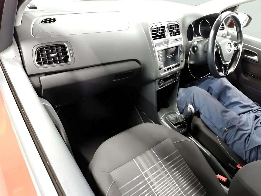 2015 Volkswagen Polo