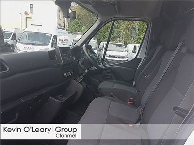2023 Renault Master