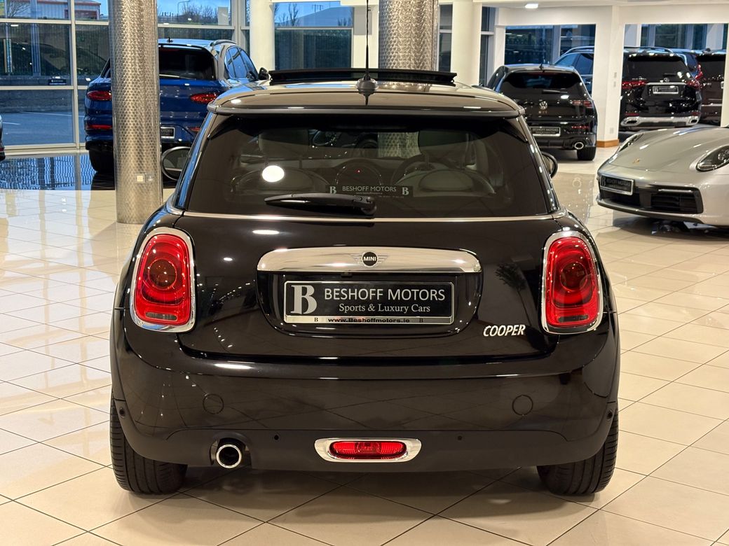 2020 Mini Hatch