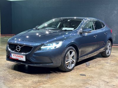 2018 Volvo V40