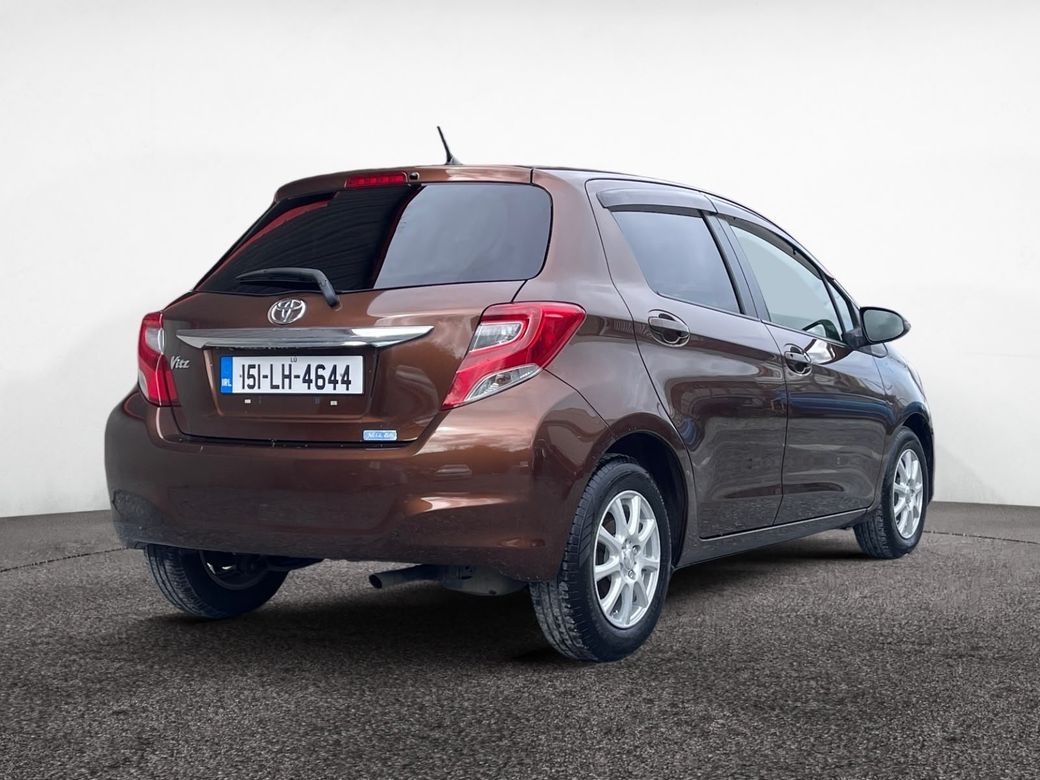 2015 Toyota Vitz