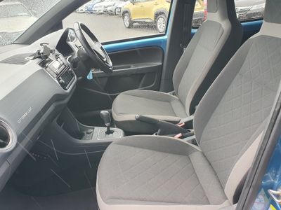 2017 Volkswagen up!