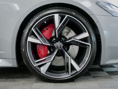 2021 Audi RS6 Avant