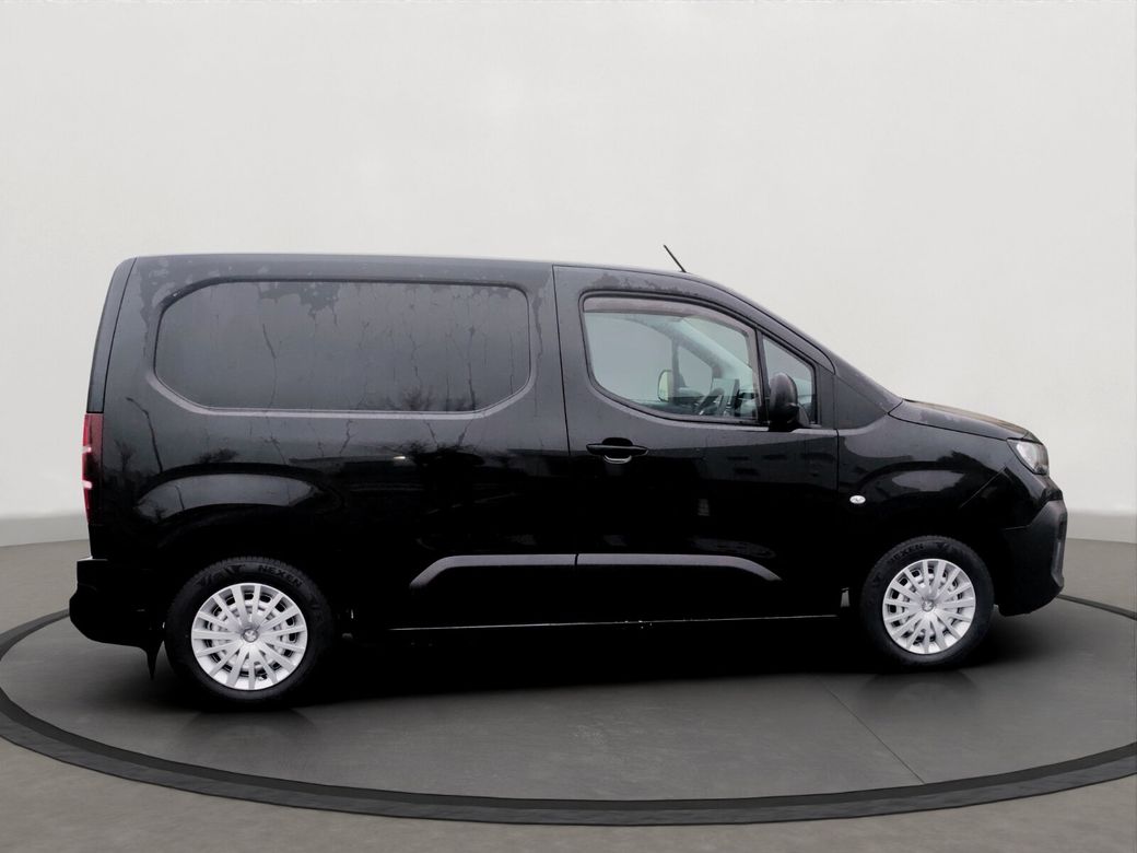 2025 Peugeot Partner