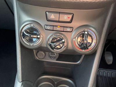 2015 Peugeot 208