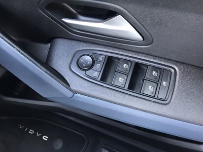 2025 Dacia Duster