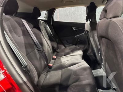 2020 Volvo V40
