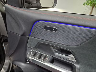 2023 Mercedes-Benz EQB