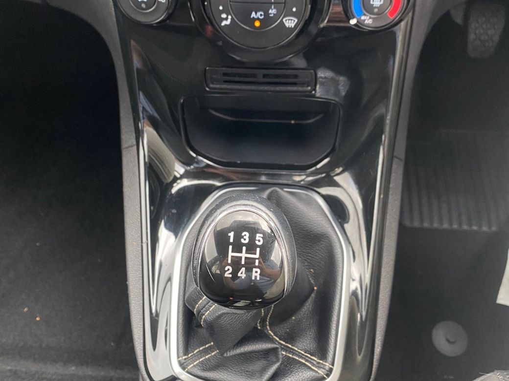 2017 Ford Fiesta