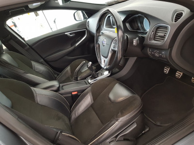 2014 Volvo V40