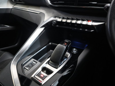 2023 Peugeot 3008