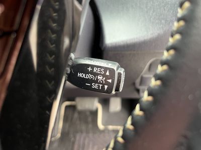 2018 Toyota Prius Alpha