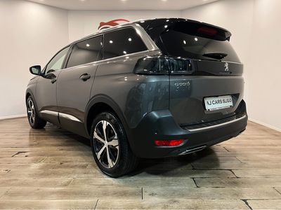 2021 Peugeot 5008