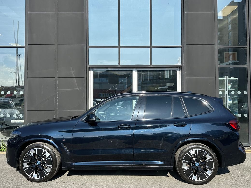 2022 BMW iX3