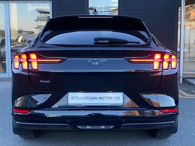 2022 Ford Mustang Mach-e