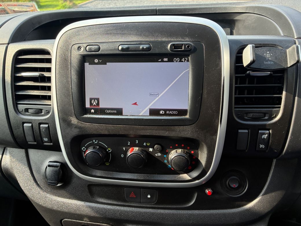 2020 Nissan NV300