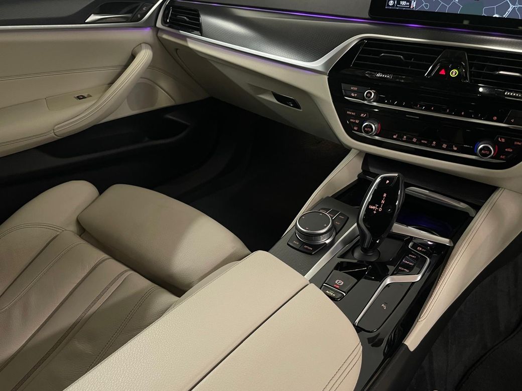 2022 BMW 5 Series
