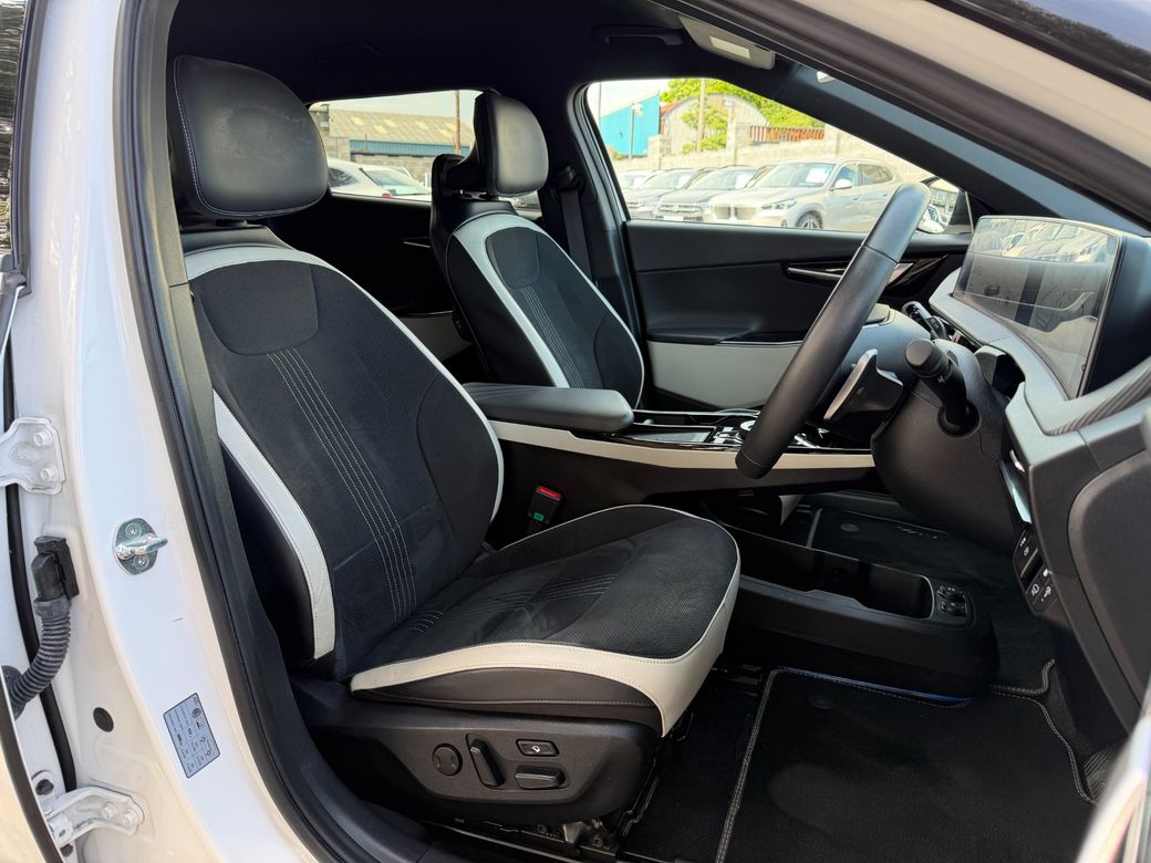 2023 Kia EV6