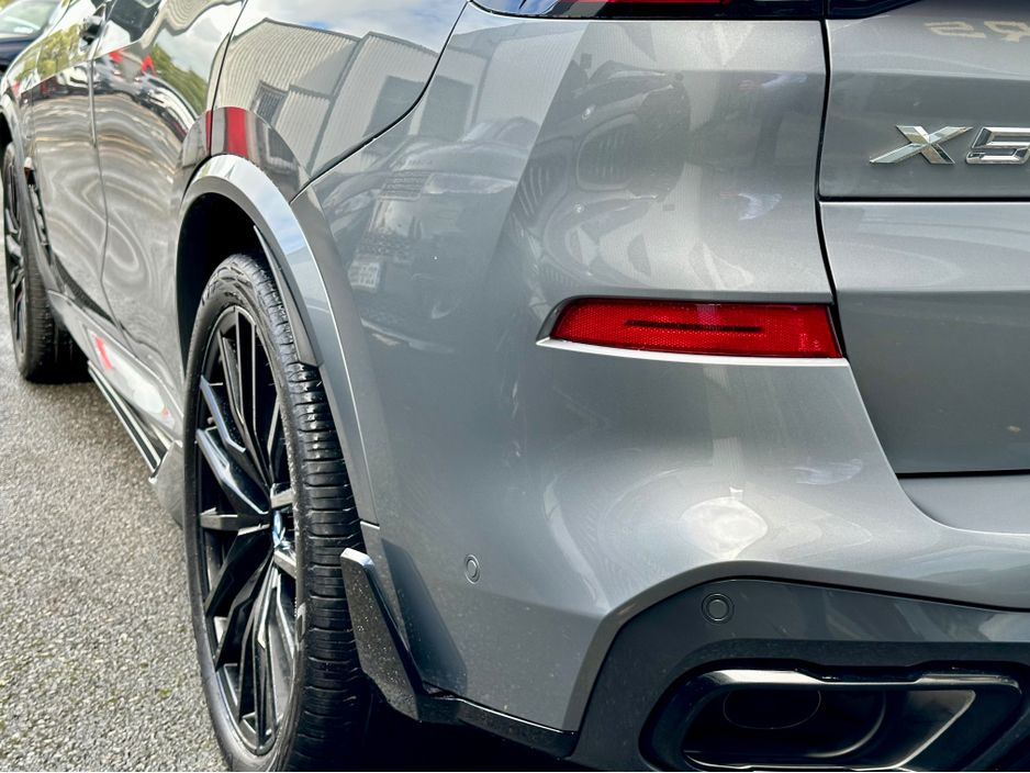 2025 BMW X5