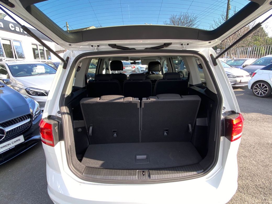 2016 Volkswagen Touran