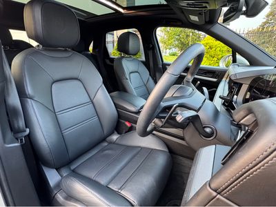 2025 Porsche Cayenne