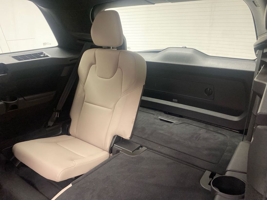 2025 Volvo XC90