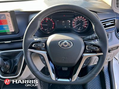 2026 White Maxus Deliver 7