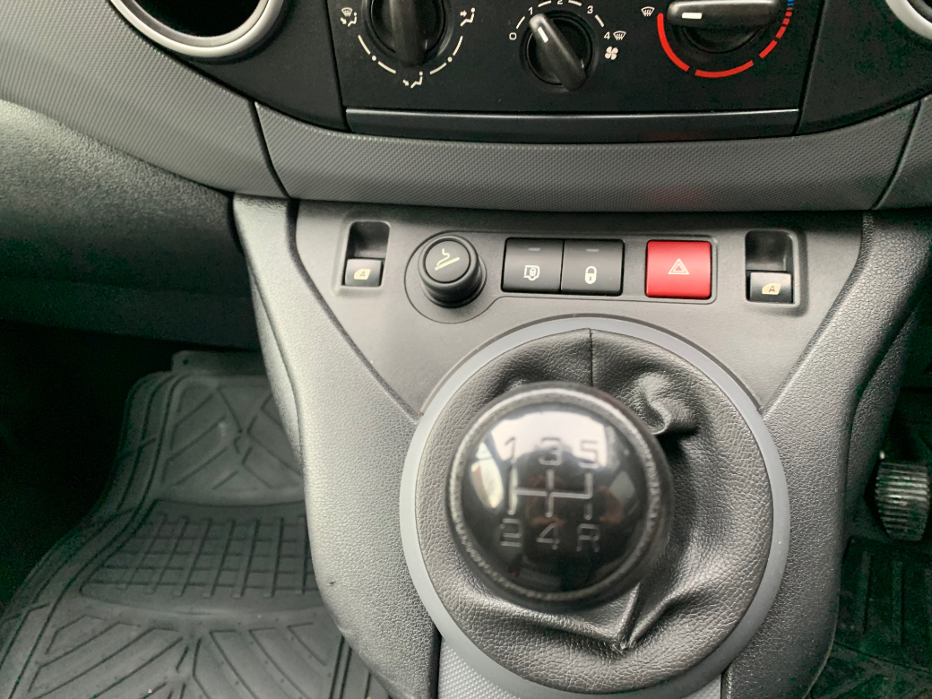 2014 Peugeot Partner