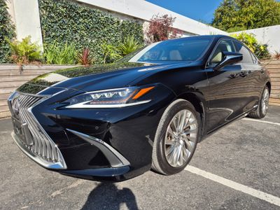 2021 Lexus ES 300h