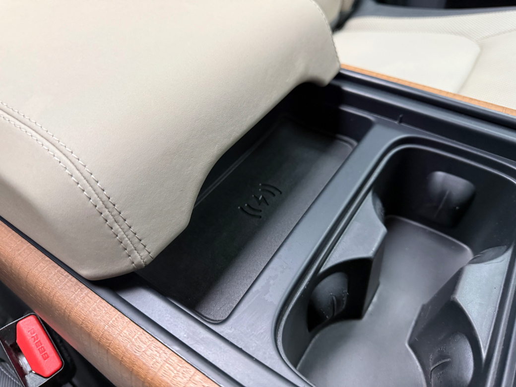 2024 Land Rover Defender