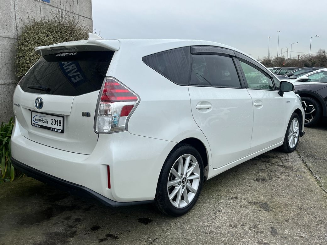 2018 Toyota Prius Alpha