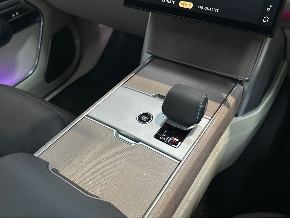 2025 Land Rover Range Rover