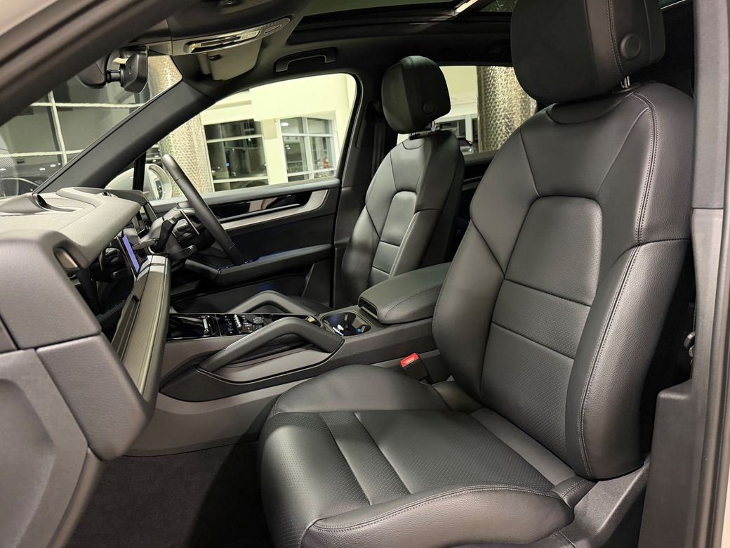 2025 Porsche Cayenne