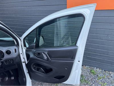 2017 Peugeot Partner