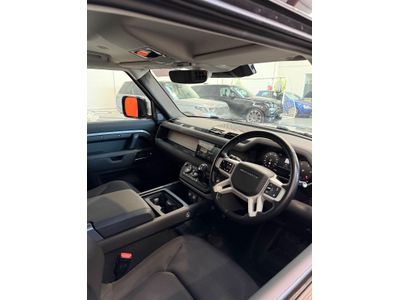 2023 Land Rover Defender