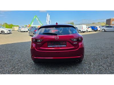 2018 Mazda Axela